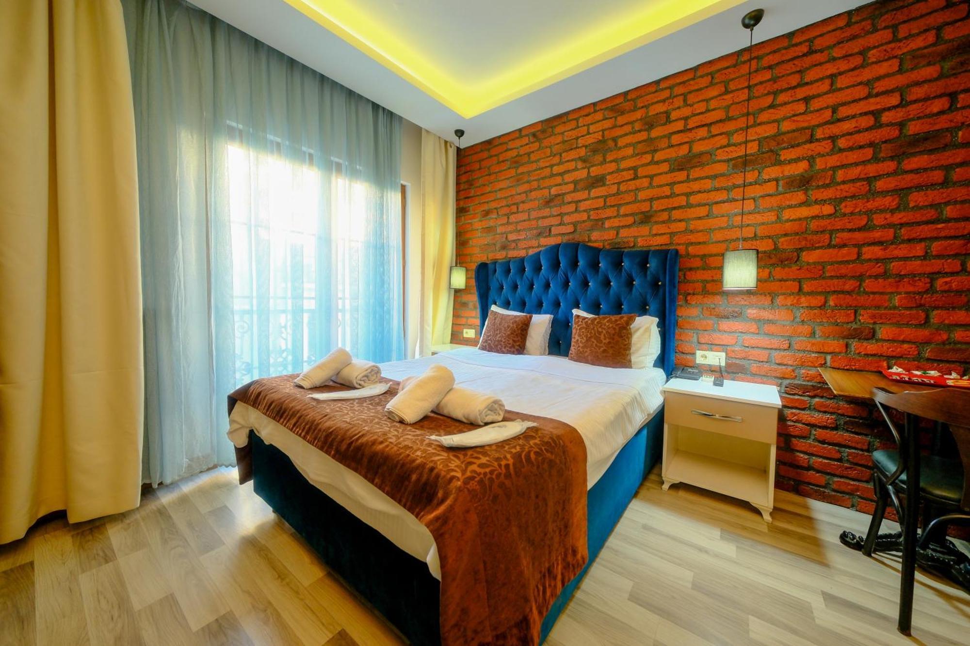 Taksim Celebi Suites イスタンブール エクステリア 写真